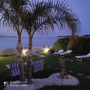  Appartement Casa Con Piscina E Vista Mare Dal Giardino Italië